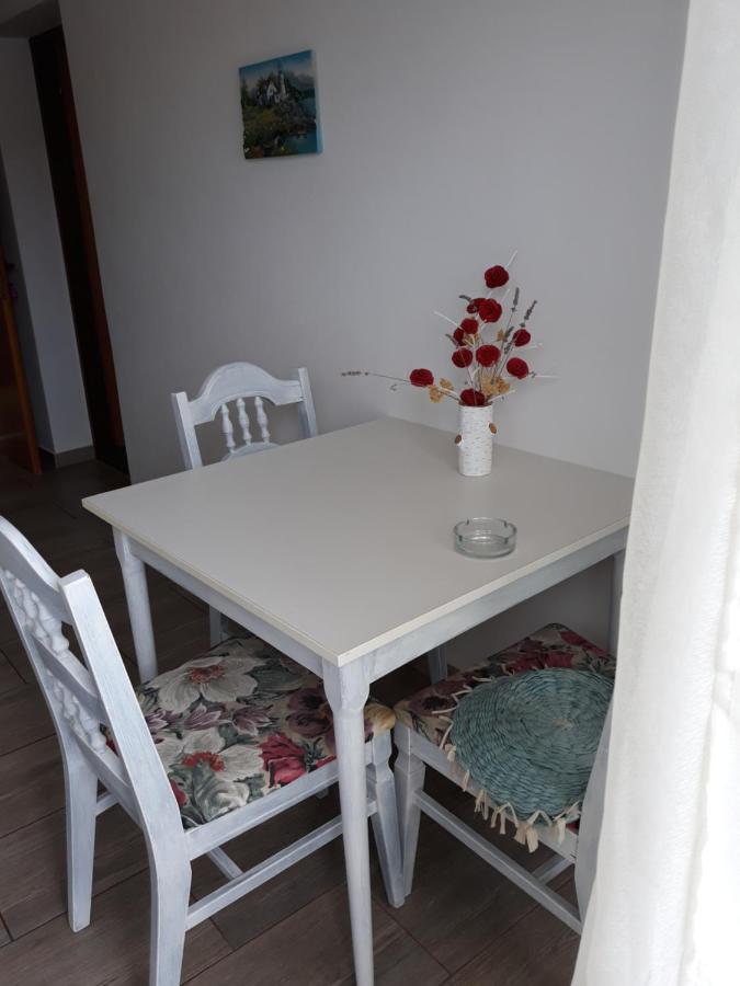 Apartments Barcarola Pag Town Bagian luar foto