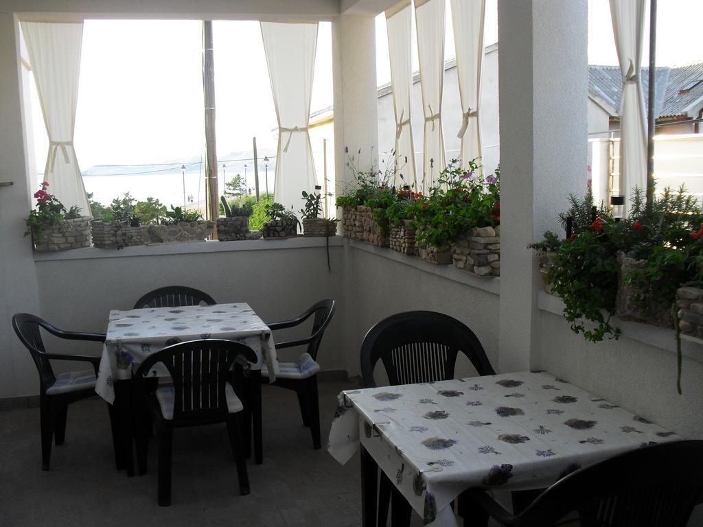 Apartments Barcarola Pag Town Bagian luar foto